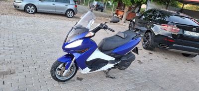 Malaguti madison R250cc 2006 godina registriran cela godina