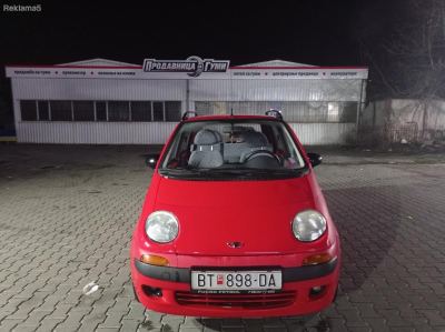 Se prodava matiz so pominati 48000 km