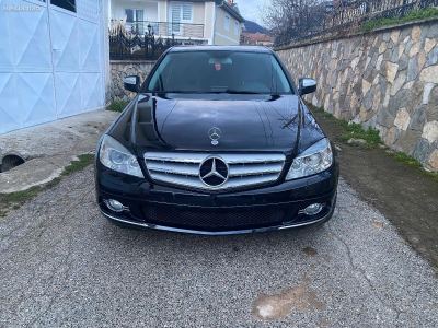 Mercedes