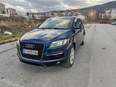AUDI Q7 3.0 S-LINE