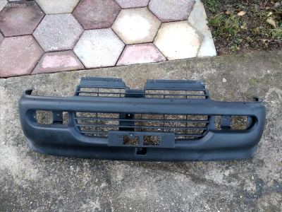 Subaru vivio preden branik-Nov