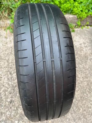 Guma edna RASPAR 205/60-16 Good year letna RUNFLAT 1 guma