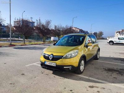 Се продава неувезуван Renault Scenic Xmod