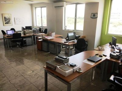Izdavam industriski hali, magacini i kancelarii po vas izbor