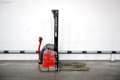 Elektricen staker Linde 1.4 tona magacinski