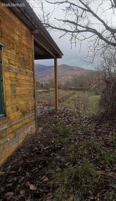 VELMEJ - IZDAVAM PRODAVAM PLAC -ZAGRADEN- PCELARNIK - OBJEKT
