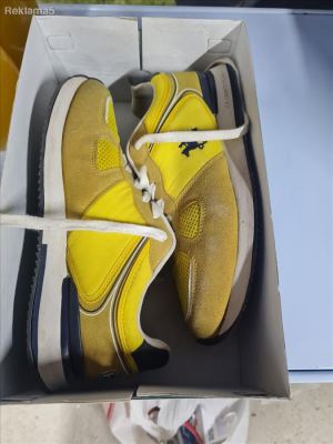 Prodavam orginalni PATIKI polo. Nike Air max