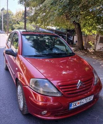 PRODAVAM COTROEN C3 HDI 1.4 DIZEL SO FUL OPREMA