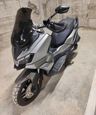 Sym adx 300