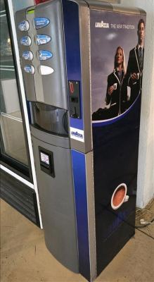 KAFEMAT SO KAFE VO ZRNO COLIBRI C4