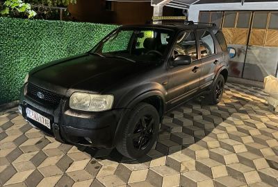 Ford Maveric