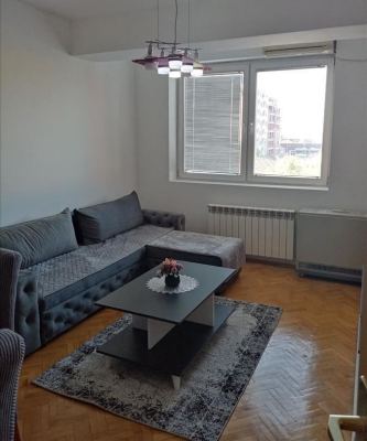 SE IZDAVA RENOVIRAN STAN VO KISELA VODA
