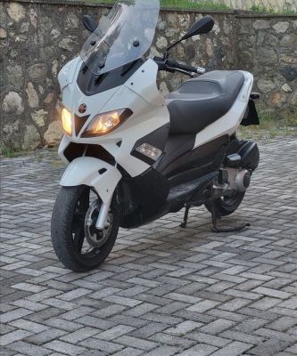 Gilera nexus 300