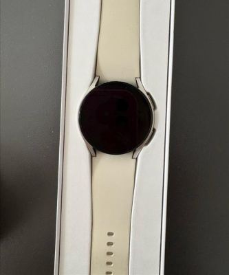 SAMSUNG GALAXY WATCH 6 40mm