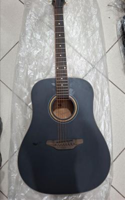 NOVA AKUSTICNA GITARA